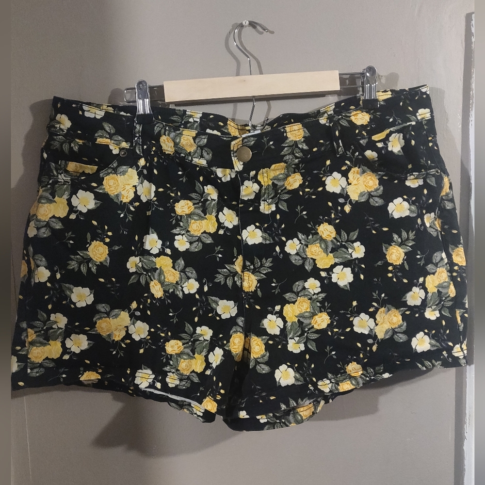 Sonoma Black and Yellow Floral Jean Shorts
